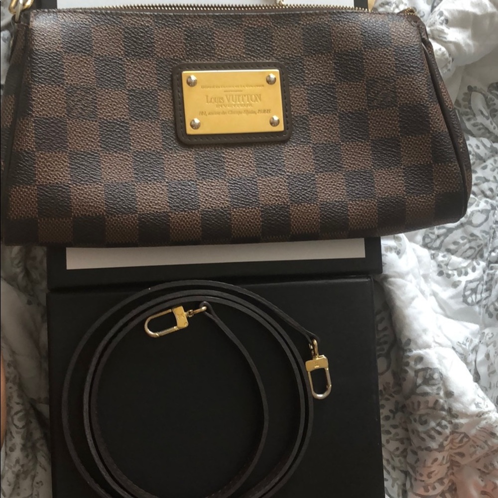 Louis Vuitton cross body bag — DAMIER EBENE EVA